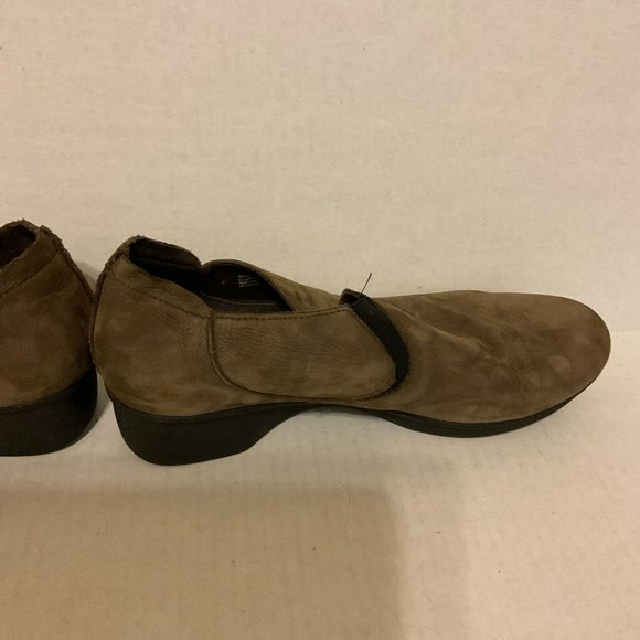 Dansko Clogs 42 Brown-Olive Suede Low Wedge Heel - Picture 7 of 7